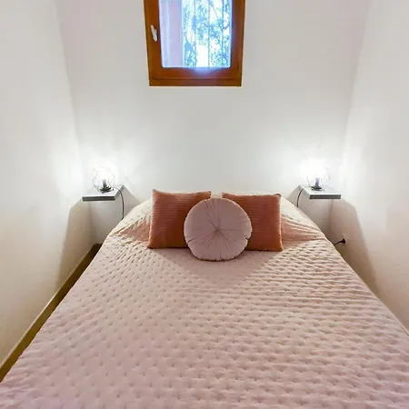 Heria Appt 2 Pers, Plage, Piscine, Parking Appartamento